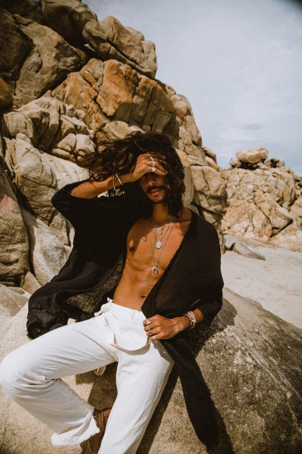 nomad-black-2 nomad-black-2